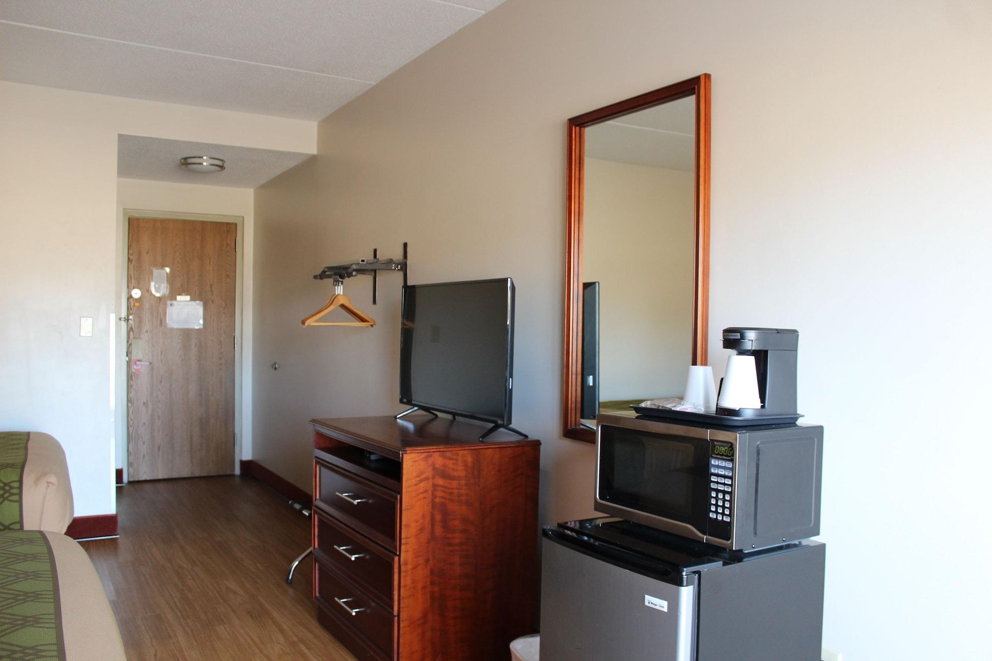 Econo Lodge Cadillac By Choice Dış mekan fotoğraf
