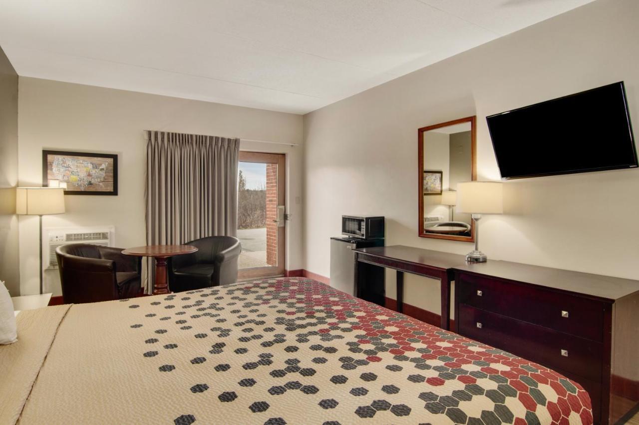 Econo Lodge Cadillac By Choice Dış mekan fotoğraf