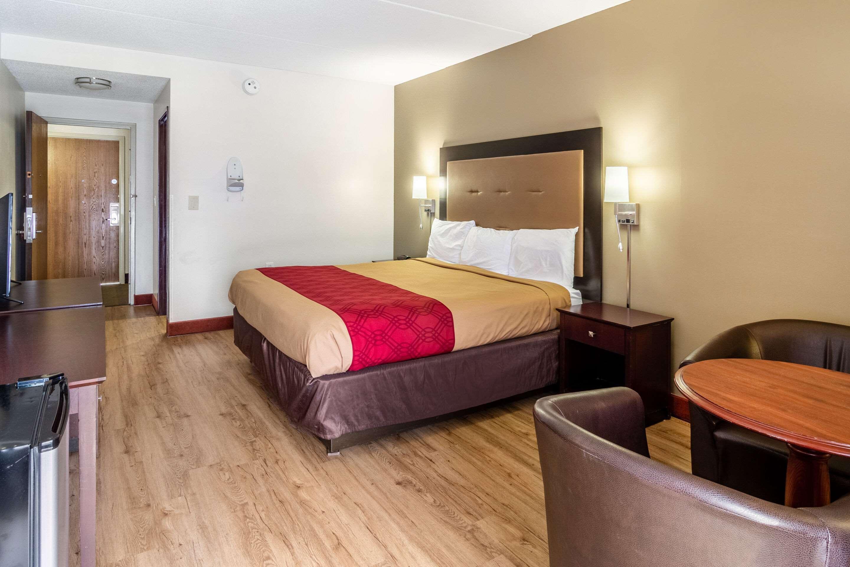 Econo Lodge Cadillac By Choice Dış mekan fotoğraf