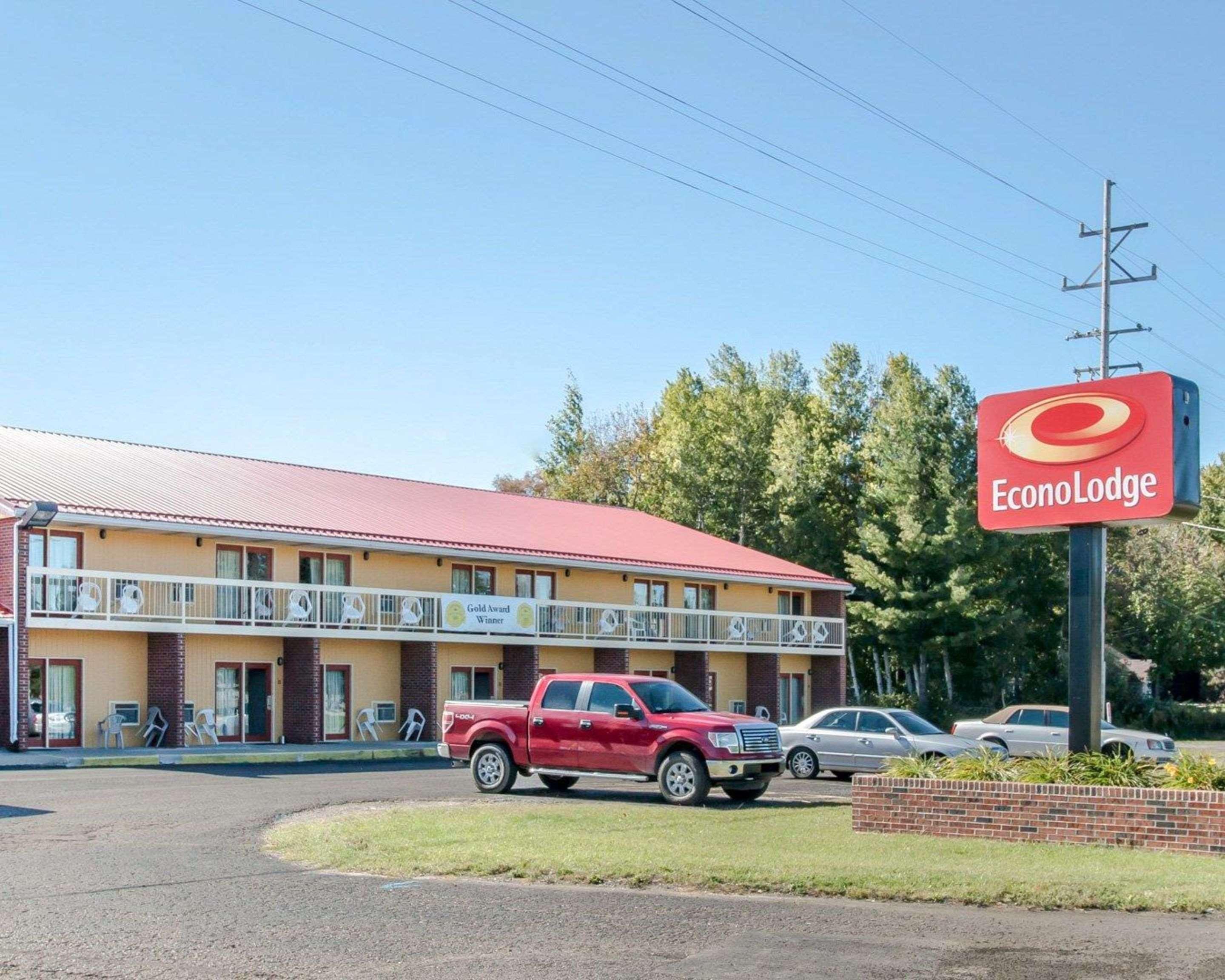 Econo Lodge Cadillac By Choice Dış mekan fotoğraf