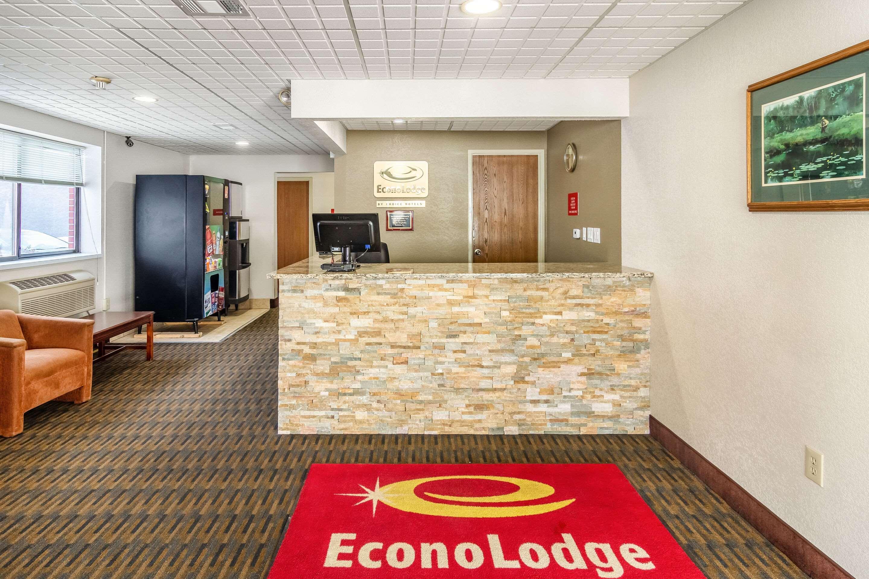 Econo Lodge Cadillac By Choice Dış mekan fotoğraf