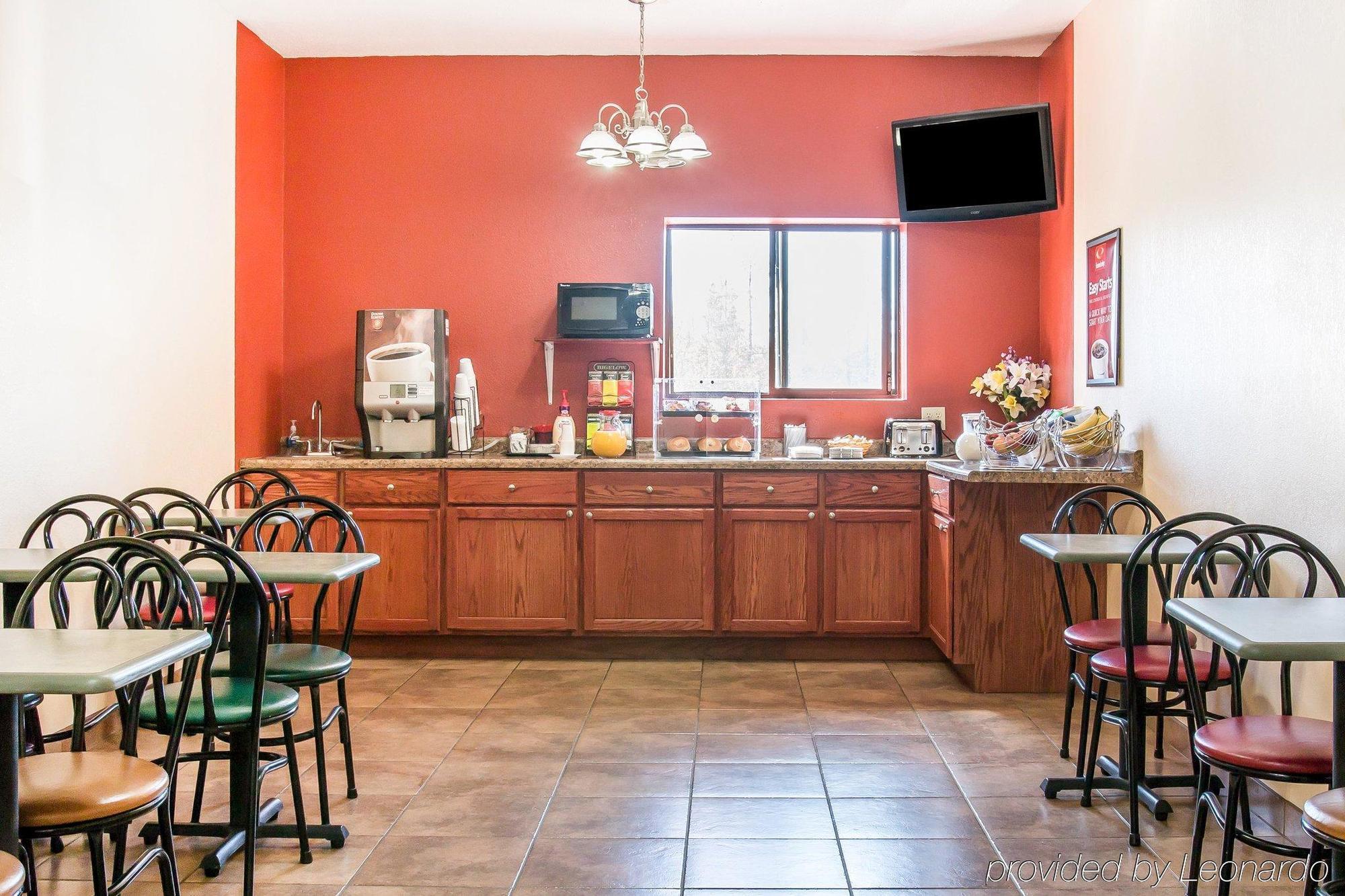 Econo Lodge Cadillac By Choice Dış mekan fotoğraf