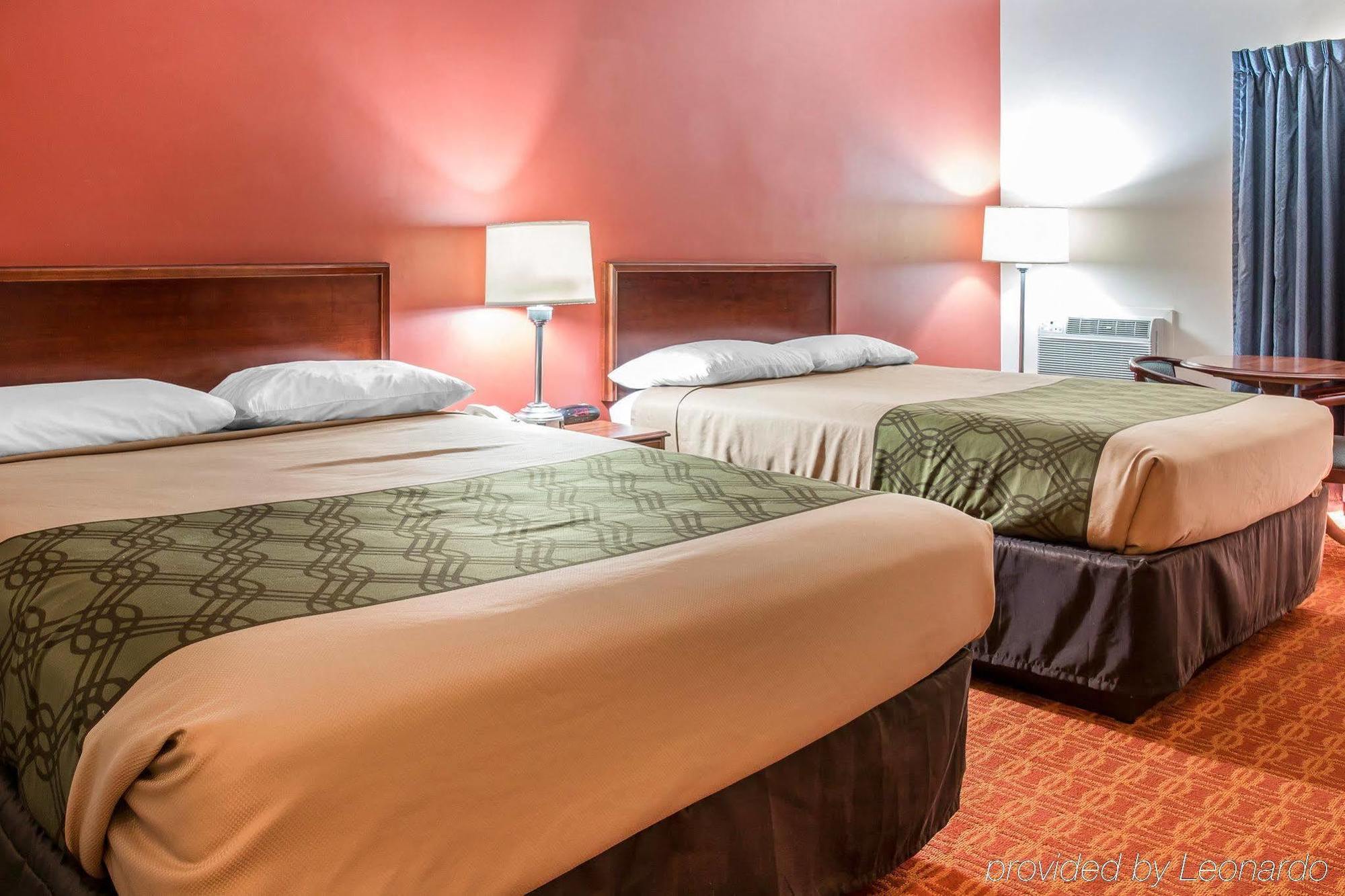 Econo Lodge Cadillac By Choice Dış mekan fotoğraf